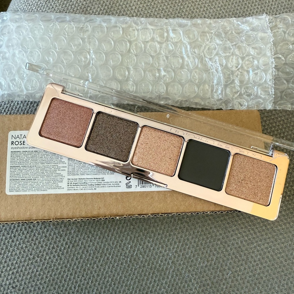 Natasha Denona Eyeshadow Palatte - Rose & Wood - Picture 3 of 4